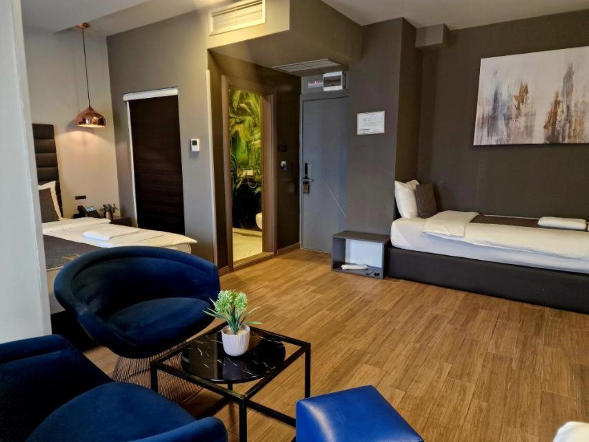 International Palace فيليس المظهر الخارجي الصورة