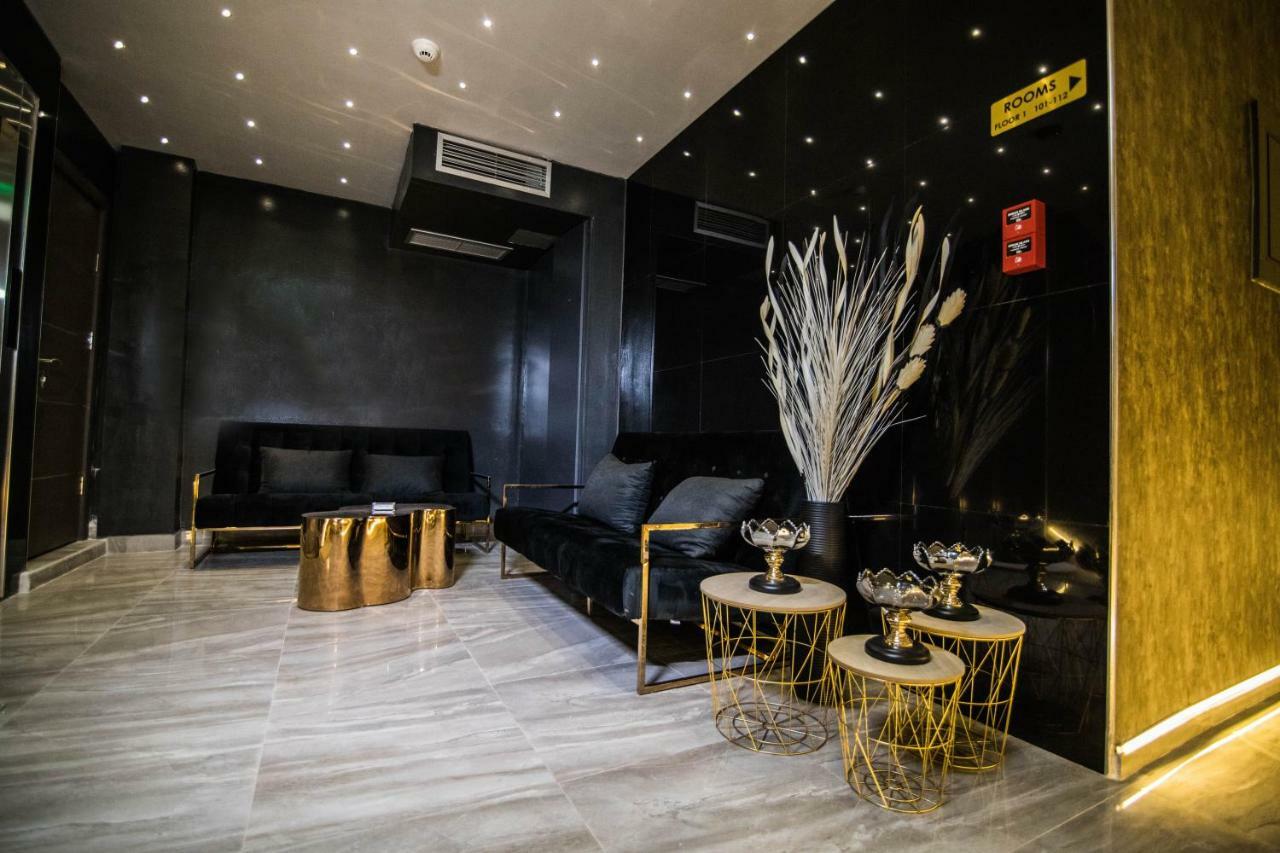 International Palace فيليس المظهر الخارجي الصورة